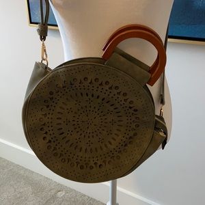 Cross Body Purse with Wooden Handles